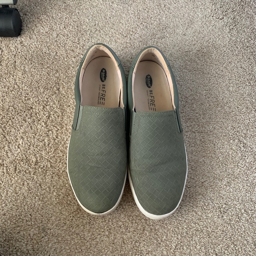 Dr. Scholls Madison slip on sneaker